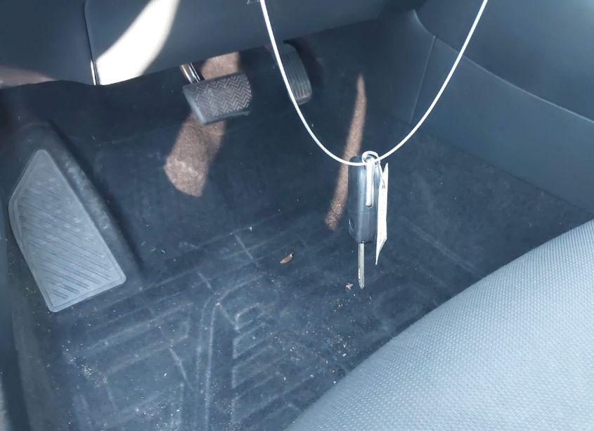 Photo 11 of 2022 Toyota Corolla LE (VIN 5YFEPMAE0NP304011)