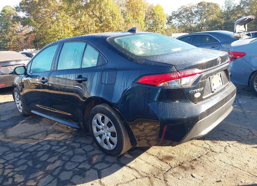 Photo 3 of 2022 Toyota Corolla LE (VIN 5YFEPMAE0NP304011)