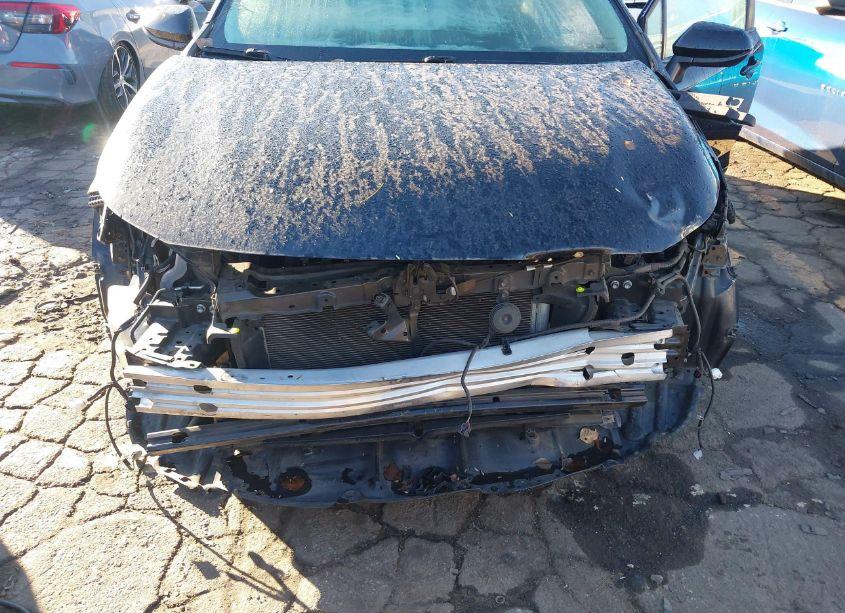 Photo 6 of 2022 Toyota Corolla LE (VIN 5YFEPMAE0NP304011)