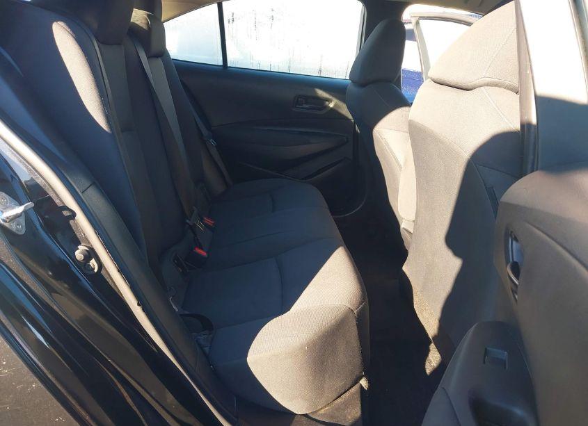 Photo 8 of 2022 Toyota Corolla LE (VIN 5YFEPMAE0NP304011)