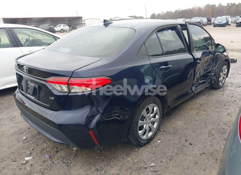 Photo 4 of 2022 Toyota Corolla LE (VIN 5YFEPMAE0NP315364)