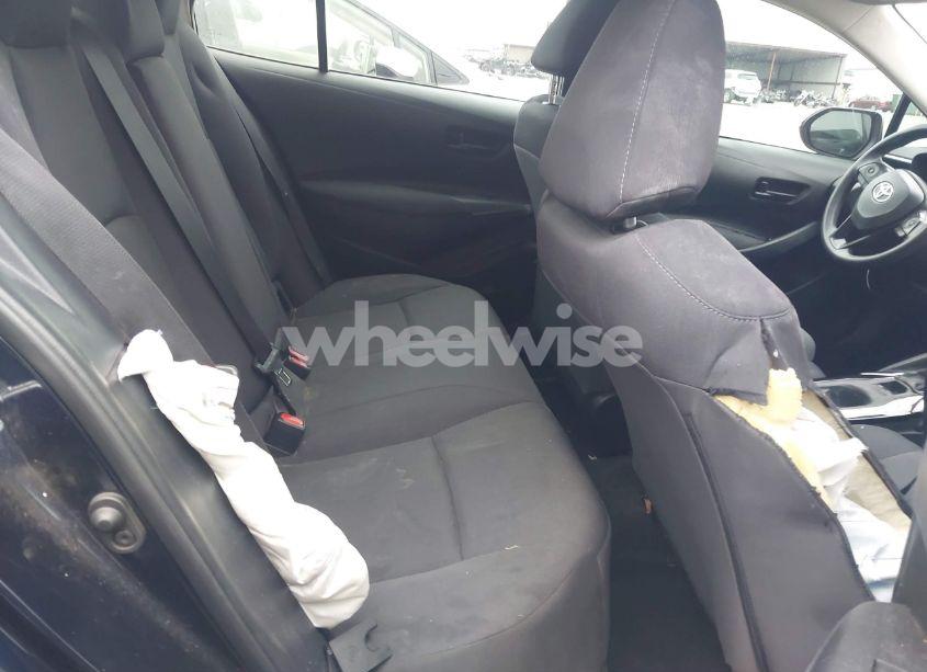 Photo 8 of 2022 Toyota Corolla LE (VIN 5YFEPMAE0NP315364)