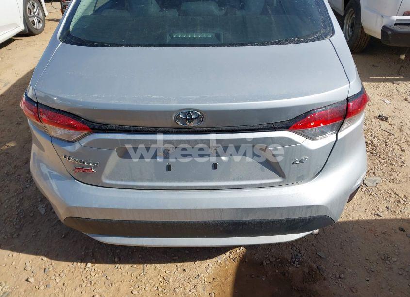 Photo 16 of 2022 Toyota Corolla LE (VIN 5YFEPMAE0NP325540)