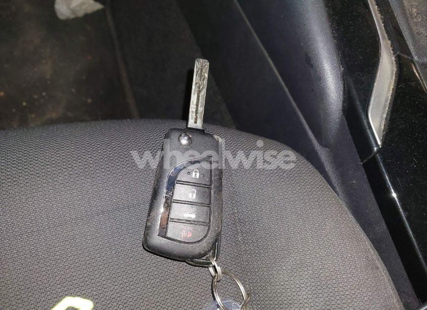 Photo 11 of 2022 Toyota Corolla LE (VIN 5YFEPMAE0NP337381)