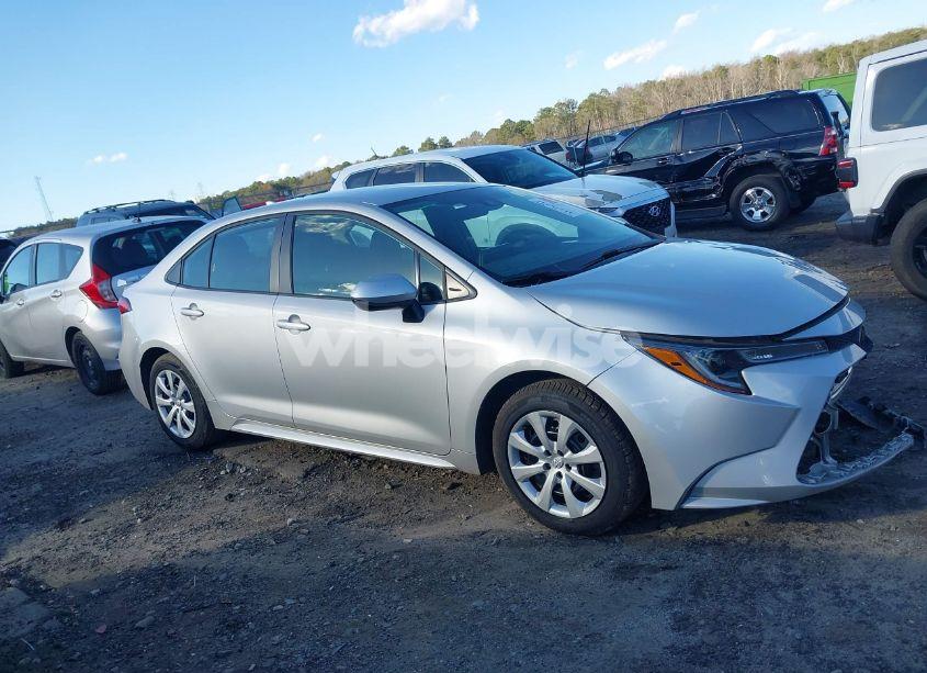 Photo 13 of 2022 Toyota Corolla LE (VIN 5YFEPMAE0NP385933)