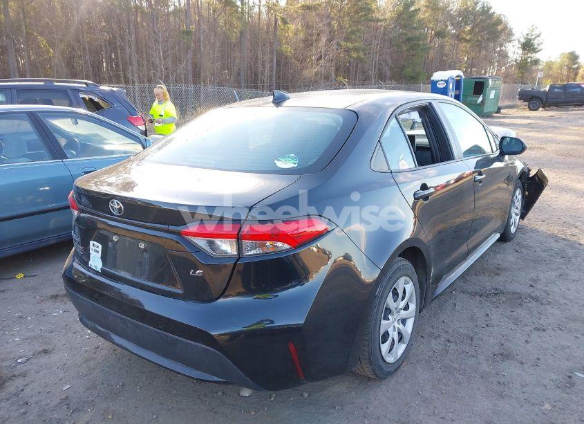 Photo 4 of 2021 Toyota Corolla LE (VIN 5YFEPMAE1MP170415)