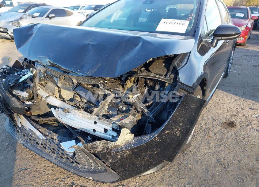 Photo 6 of 2021 Toyota Corolla LE (VIN 5YFEPMAE1MP170415)