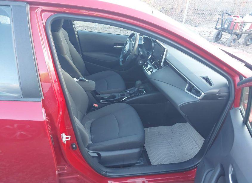 Photo 5 of 2021 Toyota Corolla LE (VIN 5YFEPMAE1MP183147)