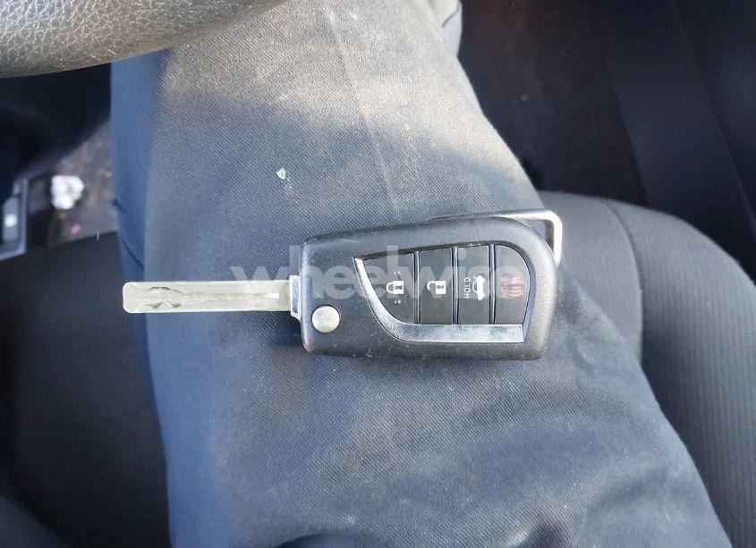 Photo 11 of 2021 Toyota Corolla LE (VIN 5YFEPMAE1MP184797)