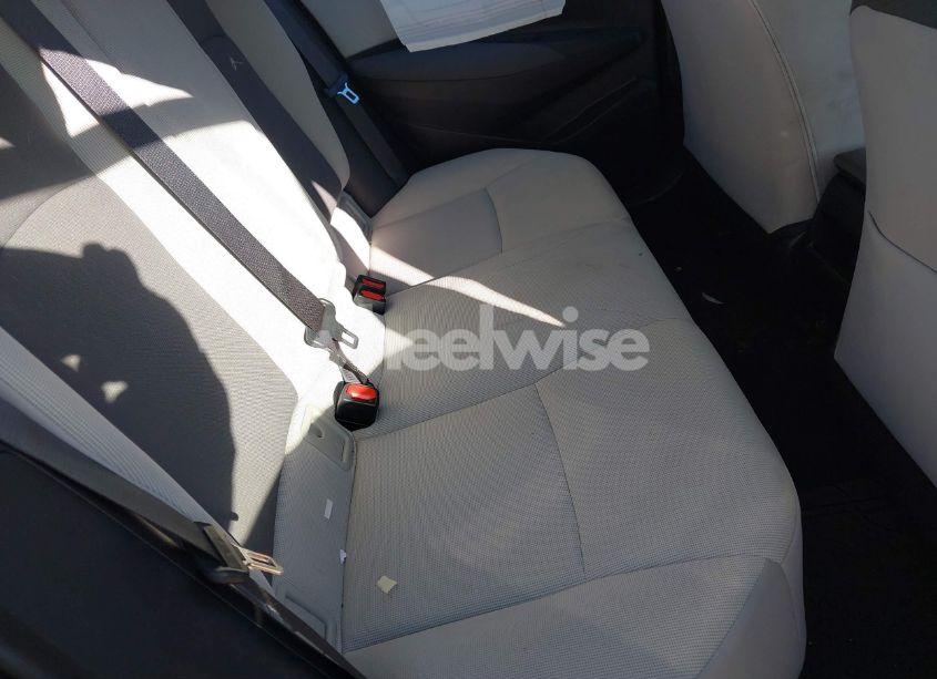 Photo 8 of 2021 Toyota Corolla LE (VIN 5YFEPMAE1MP196142)