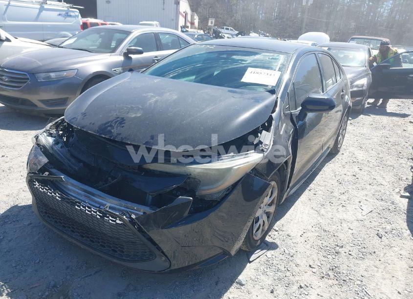 Photo 2 of 2021 Toyota Corolla LE (VIN 5YFEPMAE1MP202974)
