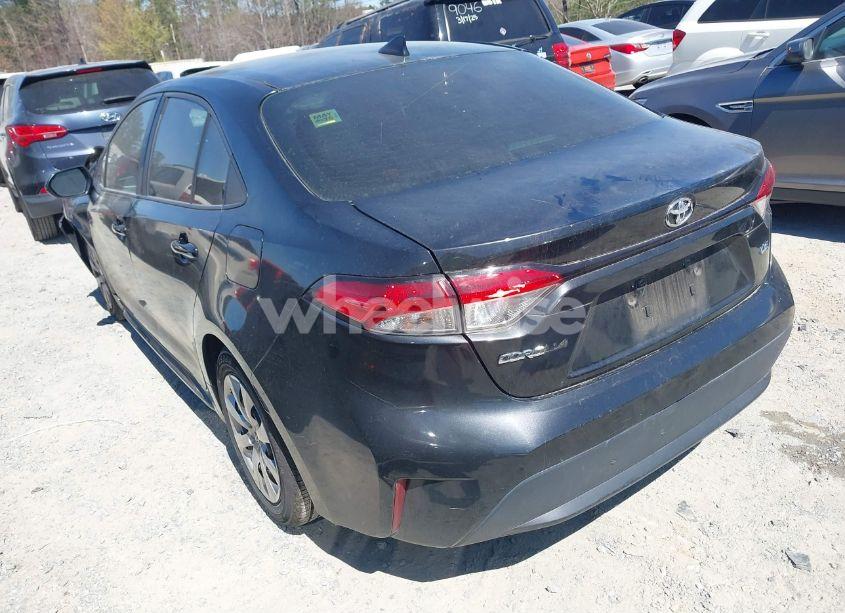 Photo 3 of 2021 Toyota Corolla LE (VIN 5YFEPMAE1MP202974)