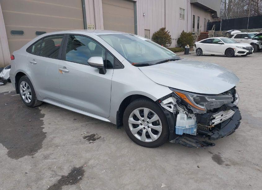 2021 Toyota Corolla LE (VIN 5YFEPMAE1MP207401) main photo