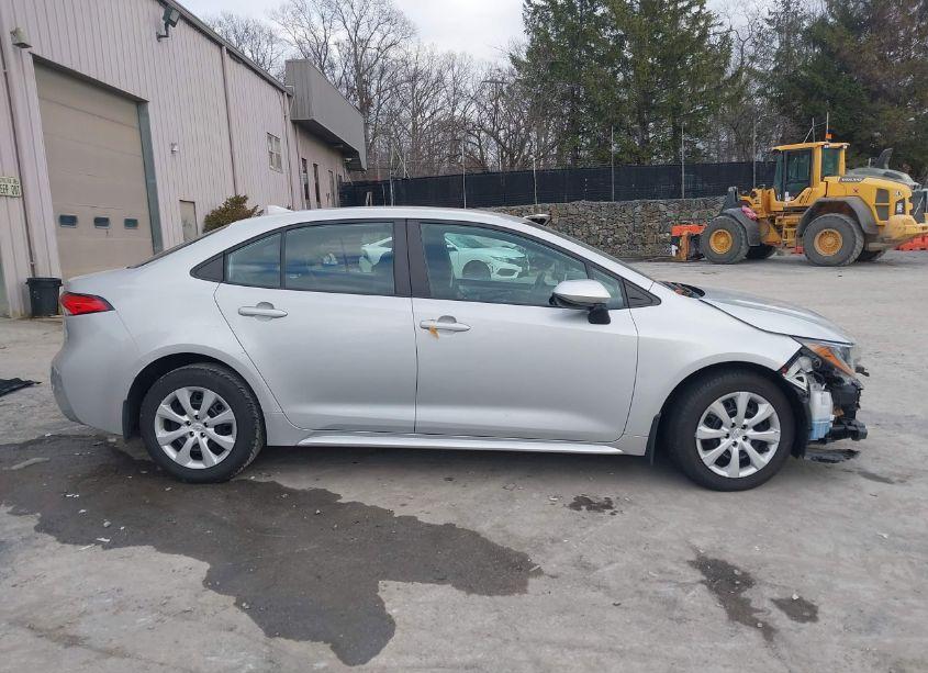 Photo 14 of 2021 Toyota Corolla LE (VIN 5YFEPMAE1MP207401)