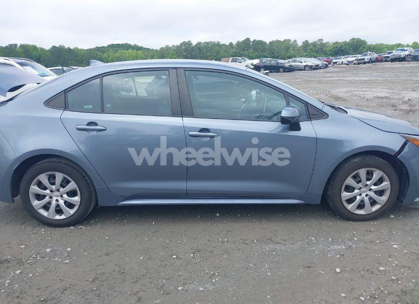 Photo 13 of 2021 Toyota Corolla LE (VIN 5YFEPMAE1MP219953)