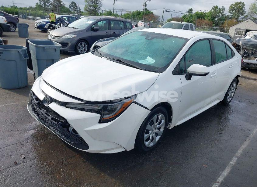 Photo 2 of 2021 Toyota Corolla LE (VIN 5YFEPMAE1MP236722)