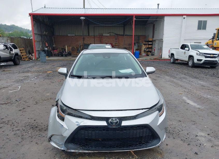 Photo 13 of 2021 Toyota Corolla LE (VIN 5YFEPMAE1MP243895)