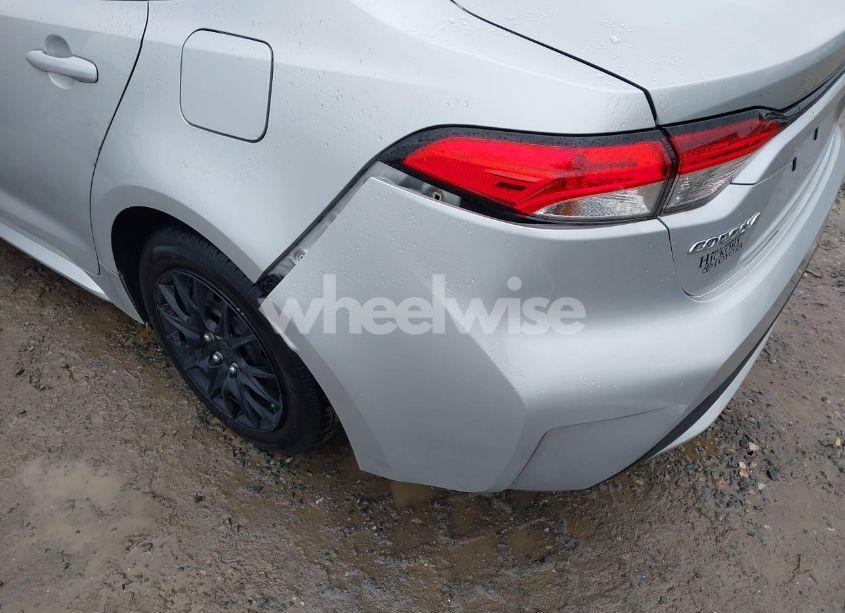 Photo 19 of 2021 Toyota Corolla LE (VIN 5YFEPMAE1MP243895)