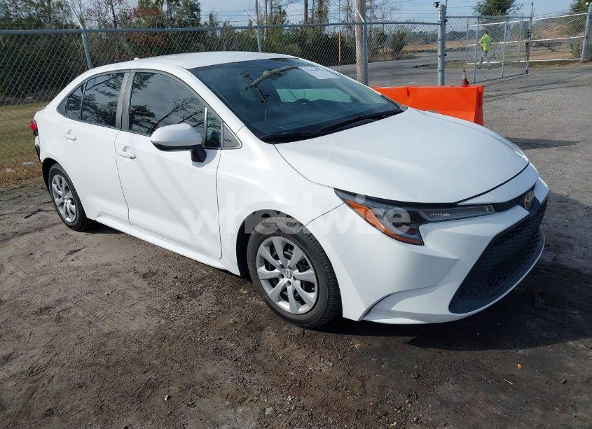 2021 Toyota Corolla LE (VIN 5YFEPMAE1MP249194) main photo