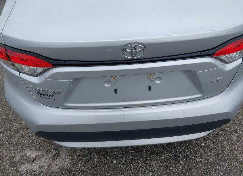 Photo 6 of 2021 Toyota Corolla LE (VIN 5YFEPMAE1MP256887)