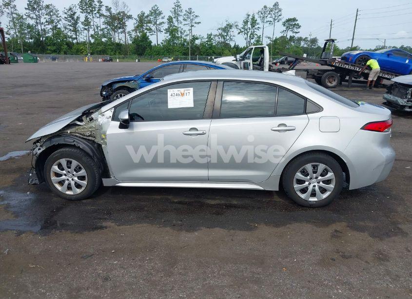 Photo 15 of 2021 Toyota Corolla LE (VIN 5YFEPMAE1MP263743)
