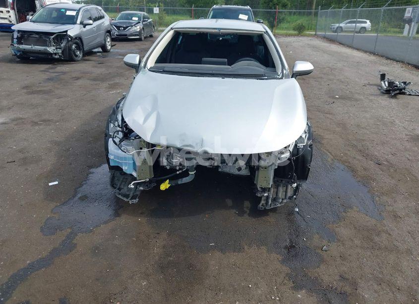 Photo 6 of 2021 Toyota Corolla LE (VIN 5YFEPMAE1MP263743)