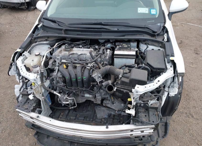 Photo 10 of 2022 Toyota Corolla LE (VIN 5YFEPMAE1NP274887)