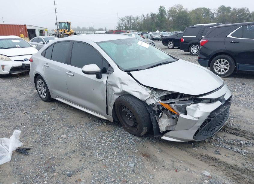 2022 Toyota Corolla LE (VIN 5YFEPMAE1NP286294) main photo