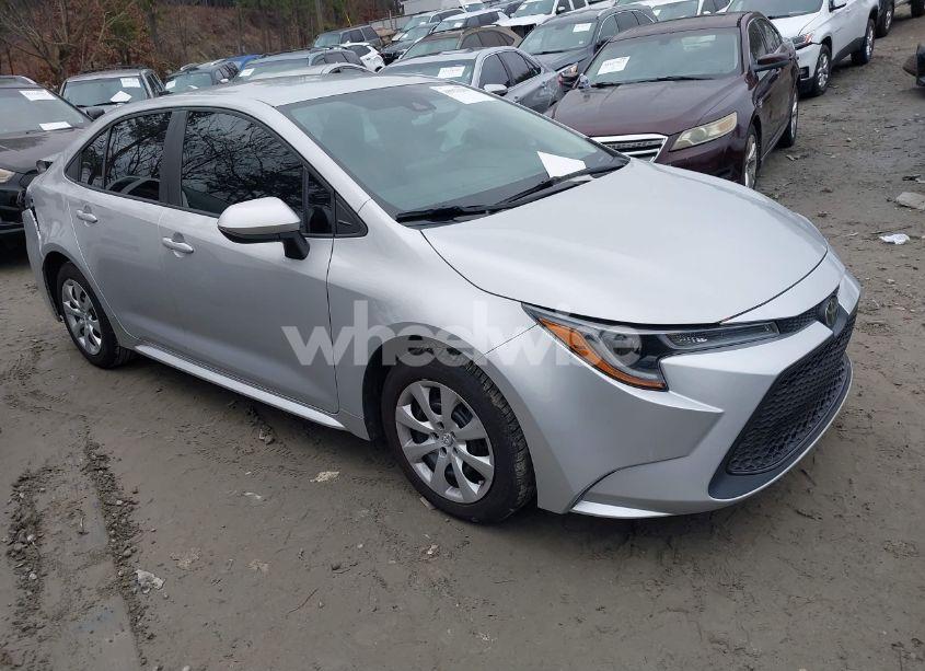 2022 Toyota Corolla LE (VIN 5YFEPMAE1NP288854) main photo