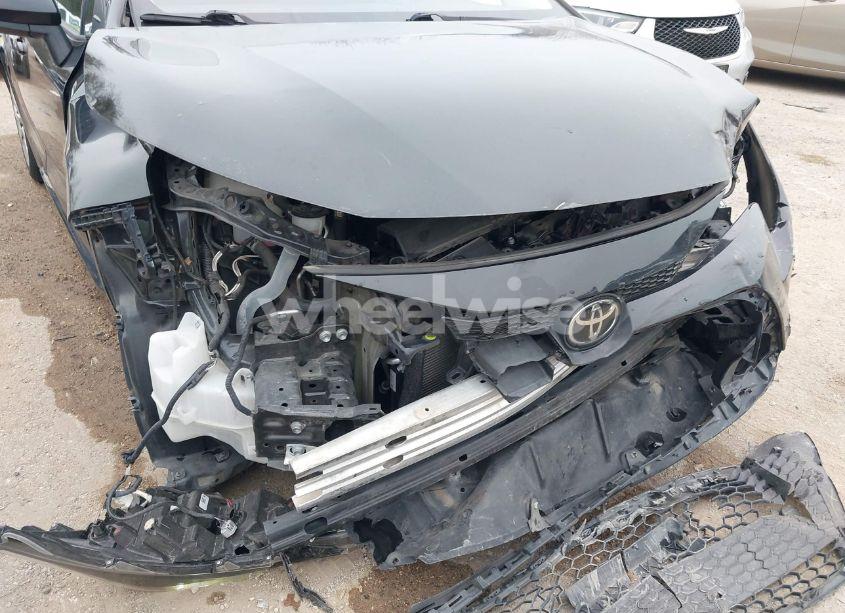 Photo 6 of 2022 Toyota Corolla LE (VIN 5YFEPMAE1NP325160)