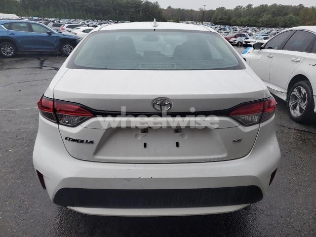 Photo 3 of 2022 TOYOTA COROLLA LE (VIN 5YFEPMAE1NP327880)