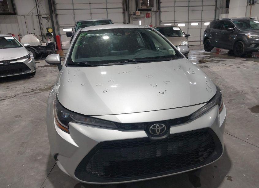 Photo 12 of 2022 Toyota Corolla LE (VIN 5YFEPMAE1NP332948)