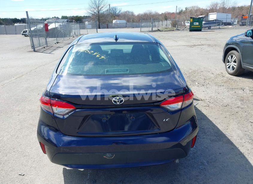 Photo 15 of 2022 Toyota Corolla LE (VIN 5YFEPMAE1NP334098)