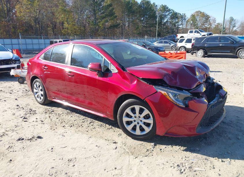 2022 Toyota Corolla LE (VIN 5YFEPMAE1NP335140) main photo
