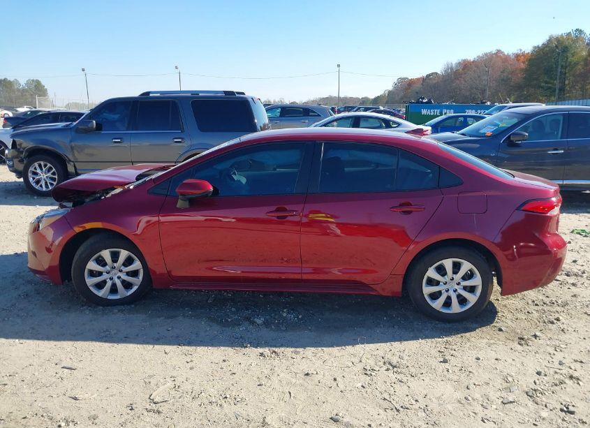 Photo 14 of 2022 Toyota Corolla LE (VIN 5YFEPMAE1NP335140)