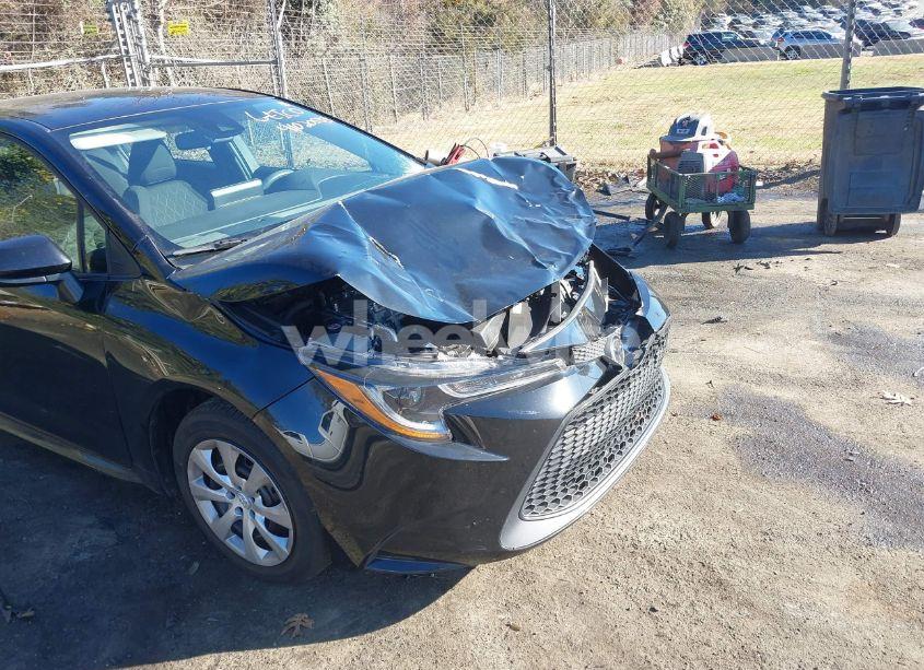 Photo 17 of 2022 Toyota Corolla LE (VIN 5YFEPMAE1NP372110)