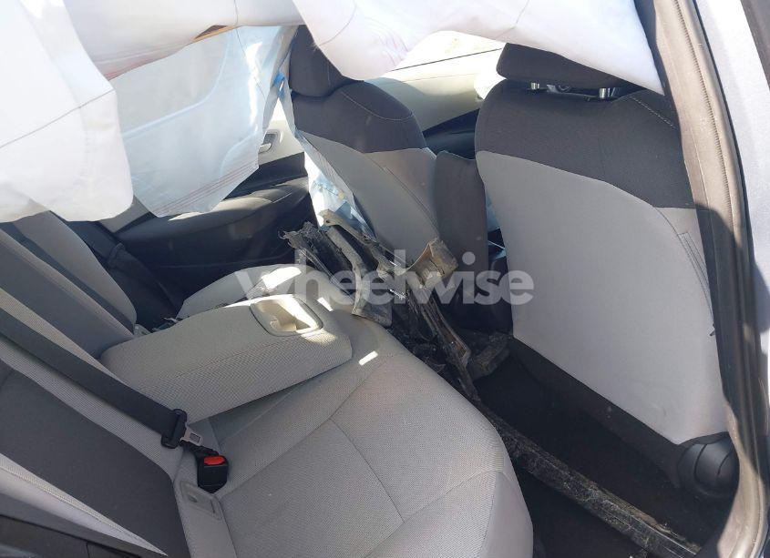 Photo 8 of 2022 Toyota Corolla LE (VIN 5YFEPMAE1NP380062)