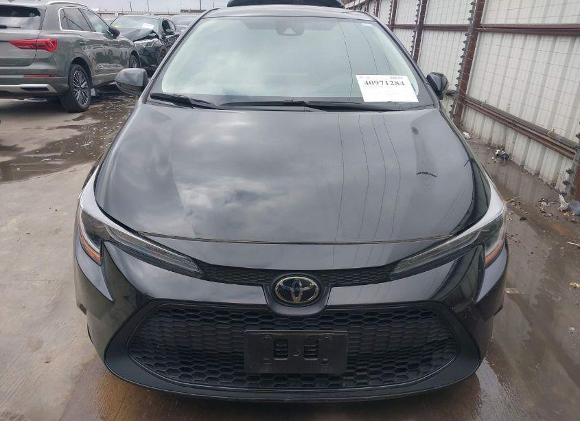 Photo 13 of 2022 Toyota Corolla LE (VIN 5YFEPMAE1NP381468)