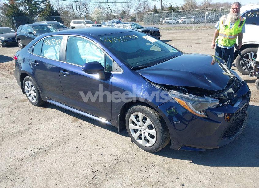2022 Toyota Corolla LE (VIN 5YFEPMAE1NP387433) main photo