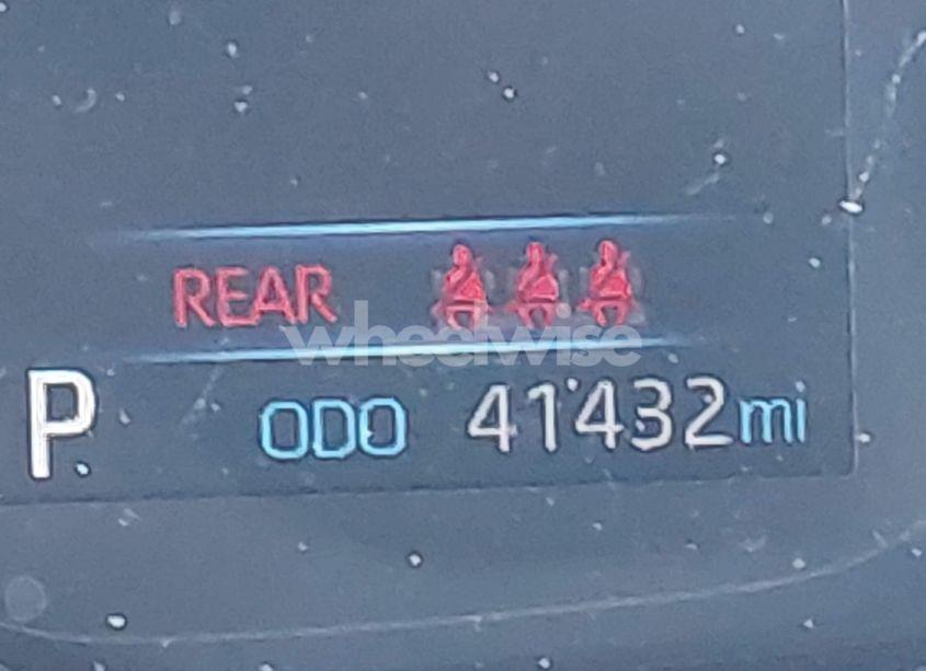 Photo 15 of 2022 Toyota Corolla LE (VIN 5YFEPMAE1NP387433)