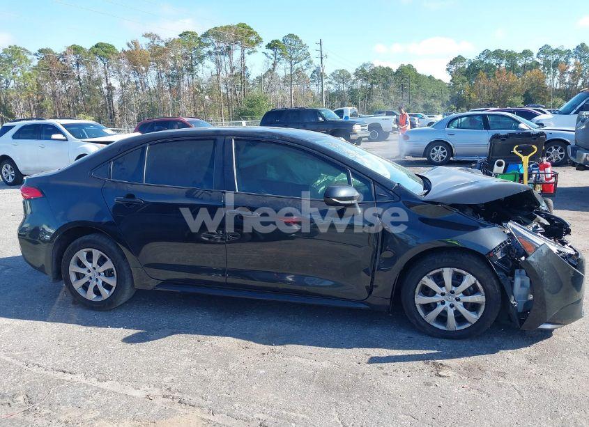 Photo 13 of 2021 Toyota Corolla LE (VIN 5YFEPMAE2MP152456)