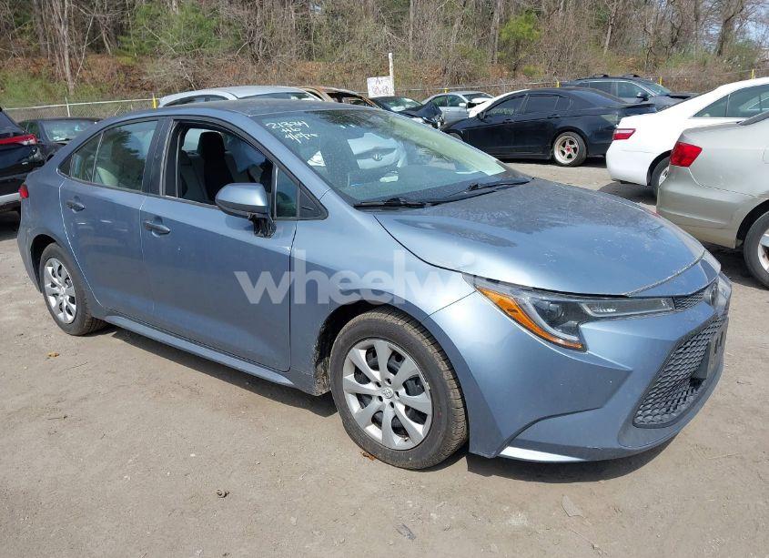 2021 Toyota Corolla LE (VIN 5YFEPMAE2MP160718) main photo