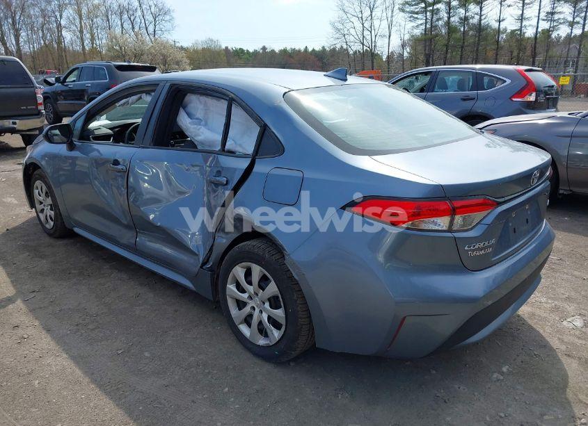 Photo 3 of 2021 Toyota Corolla LE (VIN 5YFEPMAE2MP160718)