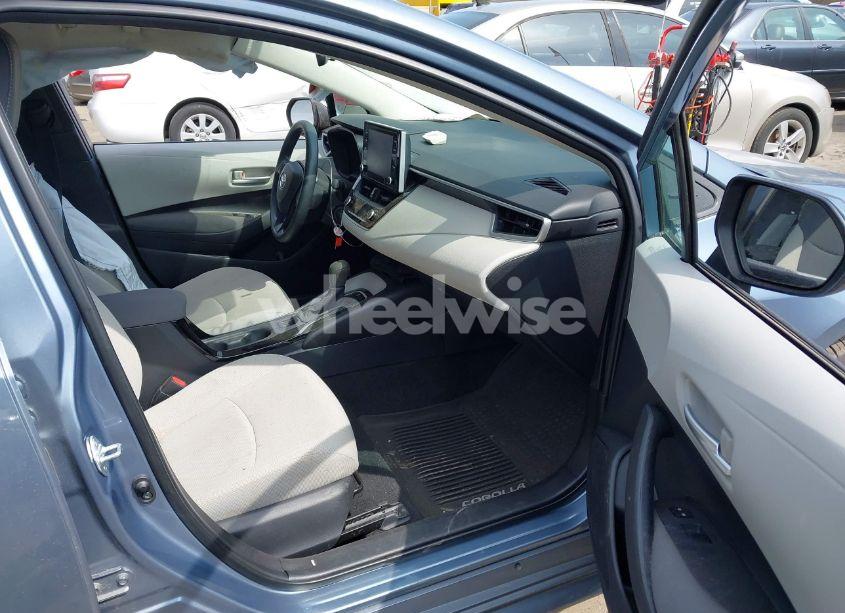 Photo 5 of 2021 Toyota Corolla LE (VIN 5YFEPMAE2MP160718)