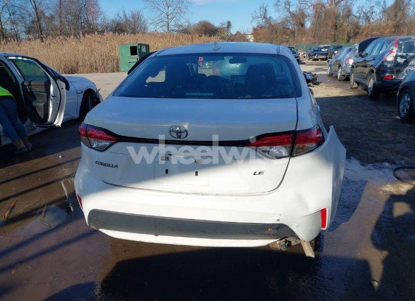 Photo 16 of 2021 Toyota Corolla LE (VIN 5YFEPMAE2MP165532)