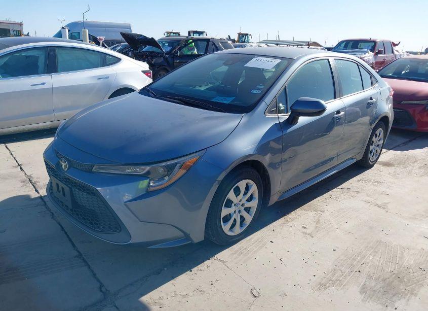 Photo 2 of 2021 Toyota Corolla LE (VIN 5YFEPMAE2MP168060)