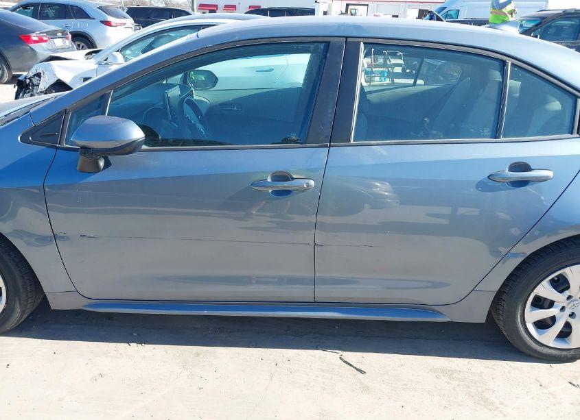 Photo 6 of 2021 Toyota Corolla LE (VIN 5YFEPMAE2MP168060)