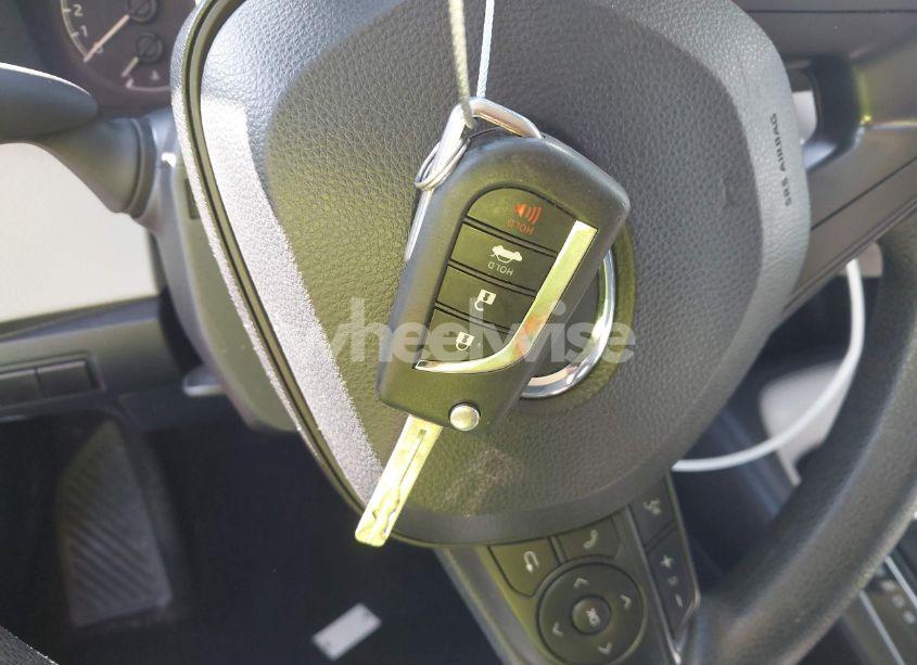 Photo 11 of 2021 Toyota Corolla LE (VIN 5YFEPMAE2MP174599)