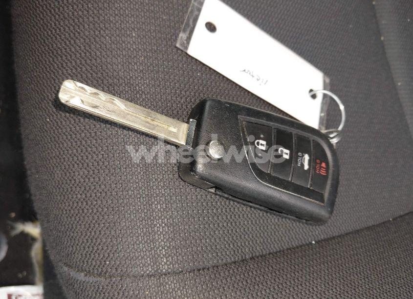 Photo 11 of 2021 Toyota Corolla LE (VIN 5YFEPMAE2MP176630)