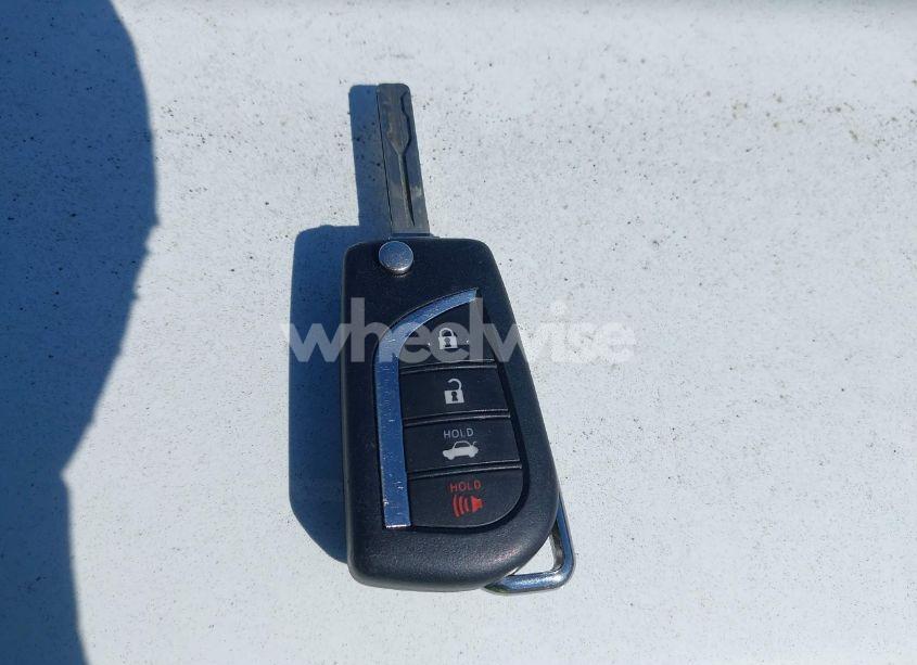 Photo 11 of 2021 Toyota Corolla LE (VIN 5YFEPMAE2MP180273)